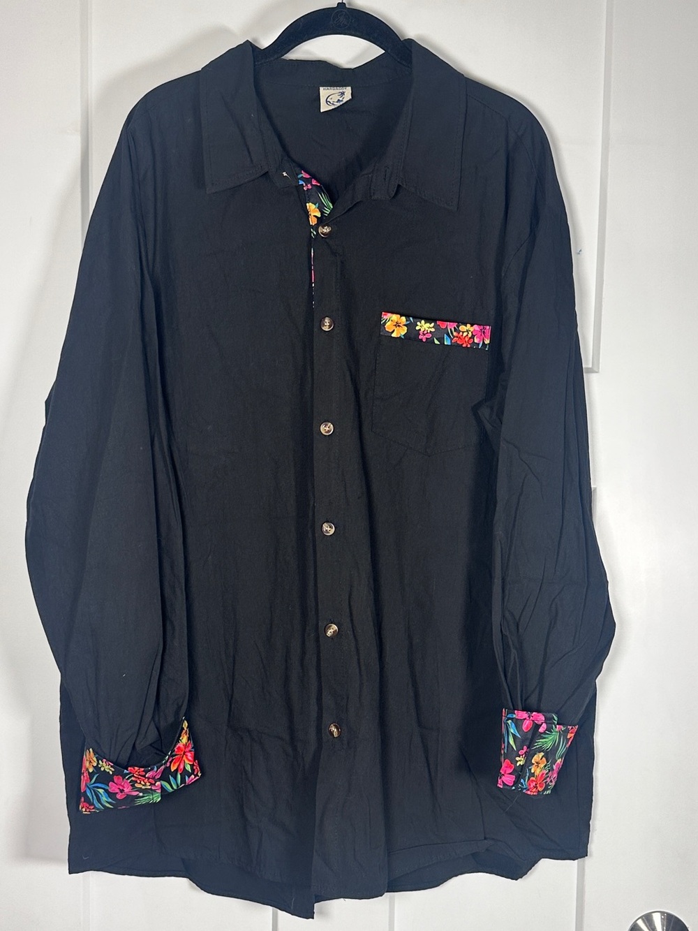 Hardaddy XL Black Men's Button-Up Shirt with Floral Trim